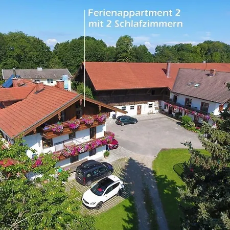 In Mit Garten Und Grill